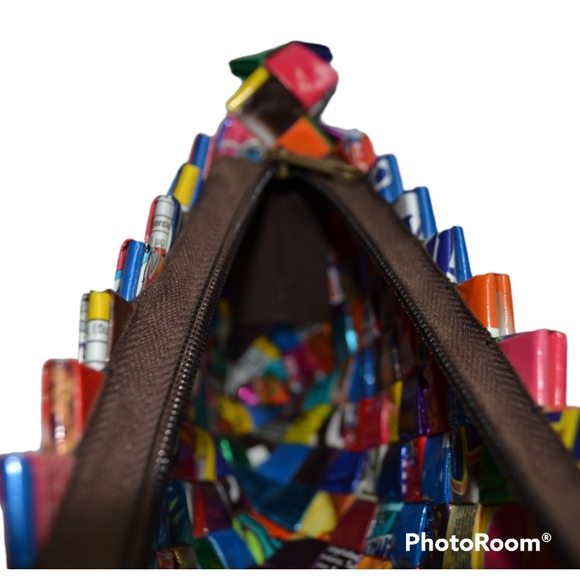 Like new Candy Wrapper purse. Recycled candy/gum wrapper - Picture 15 of 15